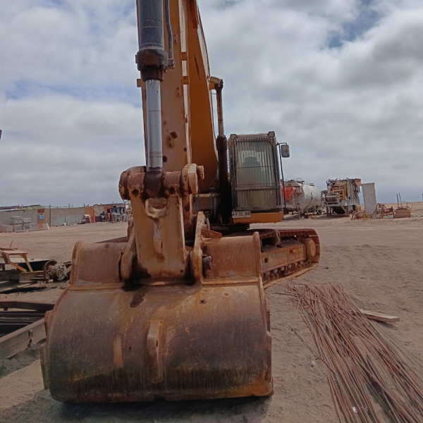 EXCAVADORA CAT 336 DL 2013