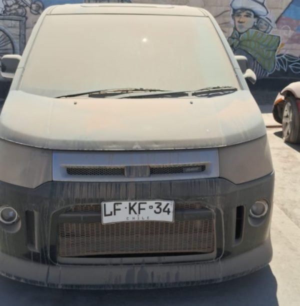 FURGON MITSUBISHI DELICA 2.4 AÑO 2007